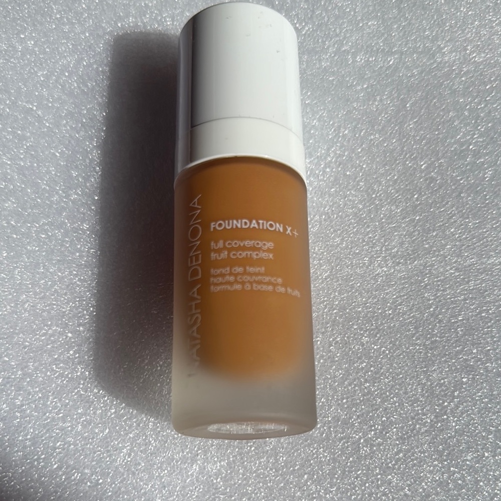 Natasha Denona Foundation X+ in shade 85W NWOT